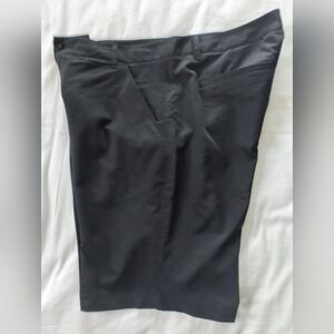 FILA SPORT GOLF Shorts Men Size 36. Button/Zip Closure.